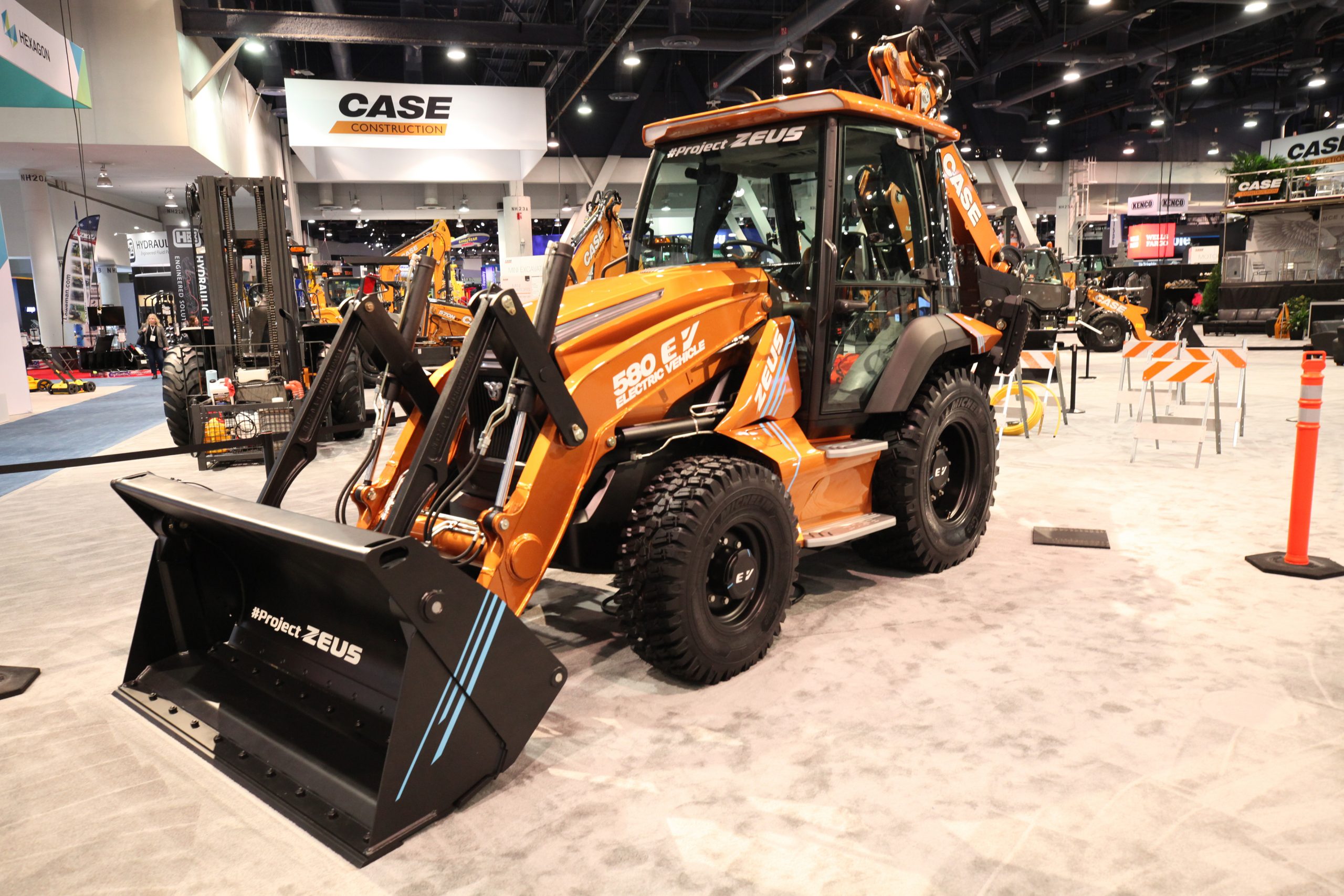 CNH Industrial electrifies the construction industry with “ProjectZeus