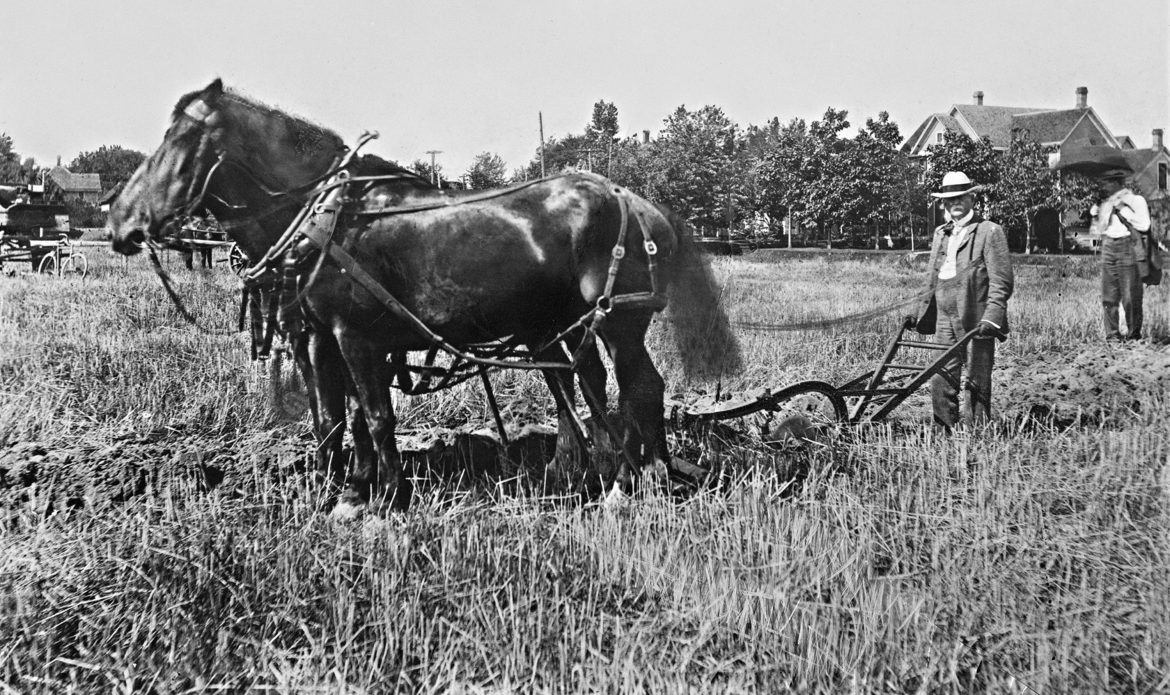 Some John Deere US history in pictures – Wheels and Fields
