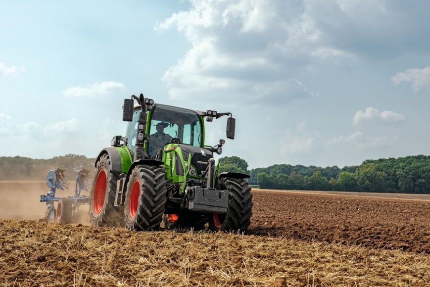 Fendt rolls out FendtONE for the new generation of Fendt 500, 900 and ...