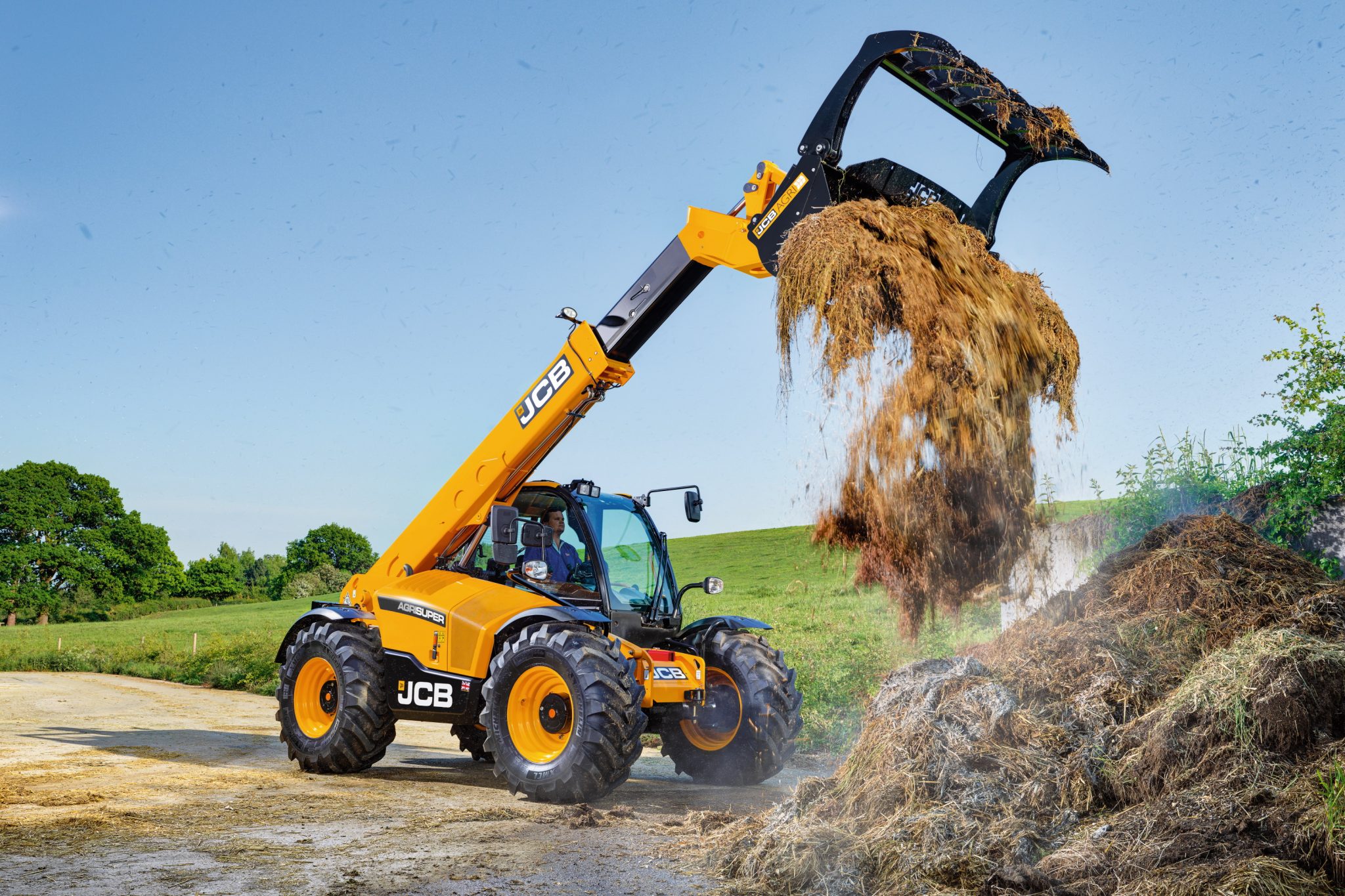 JCB extends Loadall range with the new 538-70 telehandler – Wheels and ...